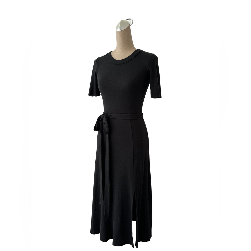 Elegant Black Midi Dress
